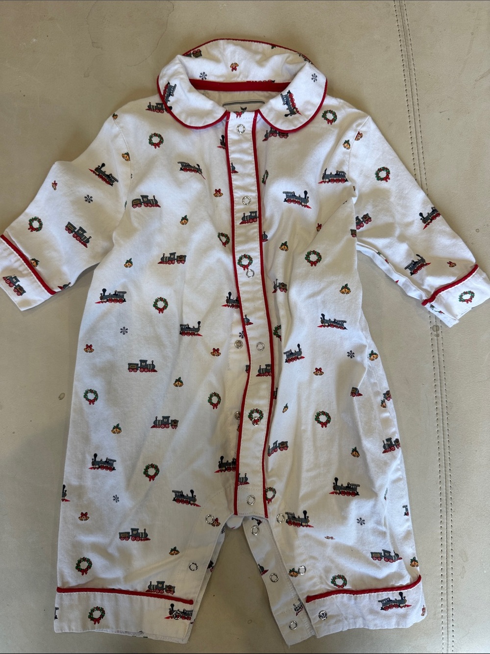 Petite Plume Christmas  PAJAMAS White Train & Wreath Print Kids 3-6M